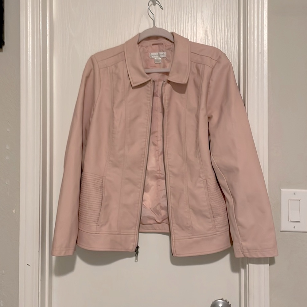 Christopher and banks pink leather jacket in size large new never worn
